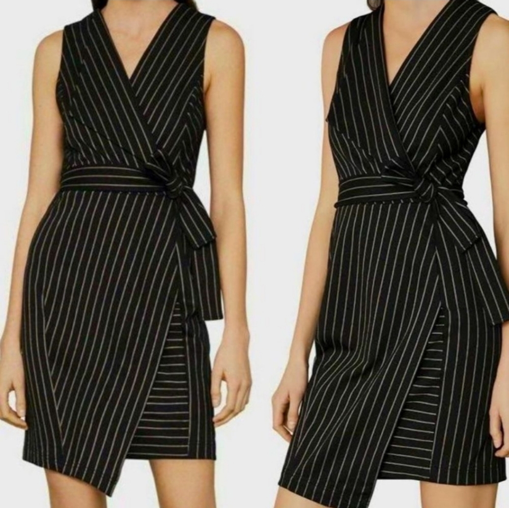 BCBGMaxAzria Pinstripe Faux Wrap Sheath Dress Size Small Belted Black B-2114 - Picture 1 of 6